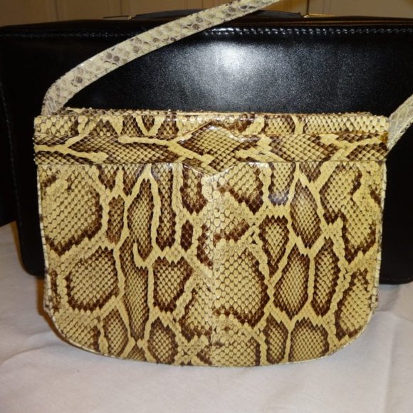 SNAKESKIN LEATHER HANDBAG-(NO LABLEL BUT I THINK ITS HELENE ARPEL) - Picture 2 of 6